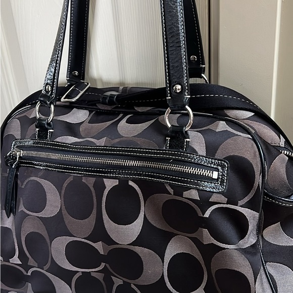 Gorgeous COACH Monogram Baby Bag 💼 - Picture 7 of 7
